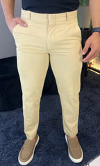 Calça Alfaiataria Corte Reto Veneza