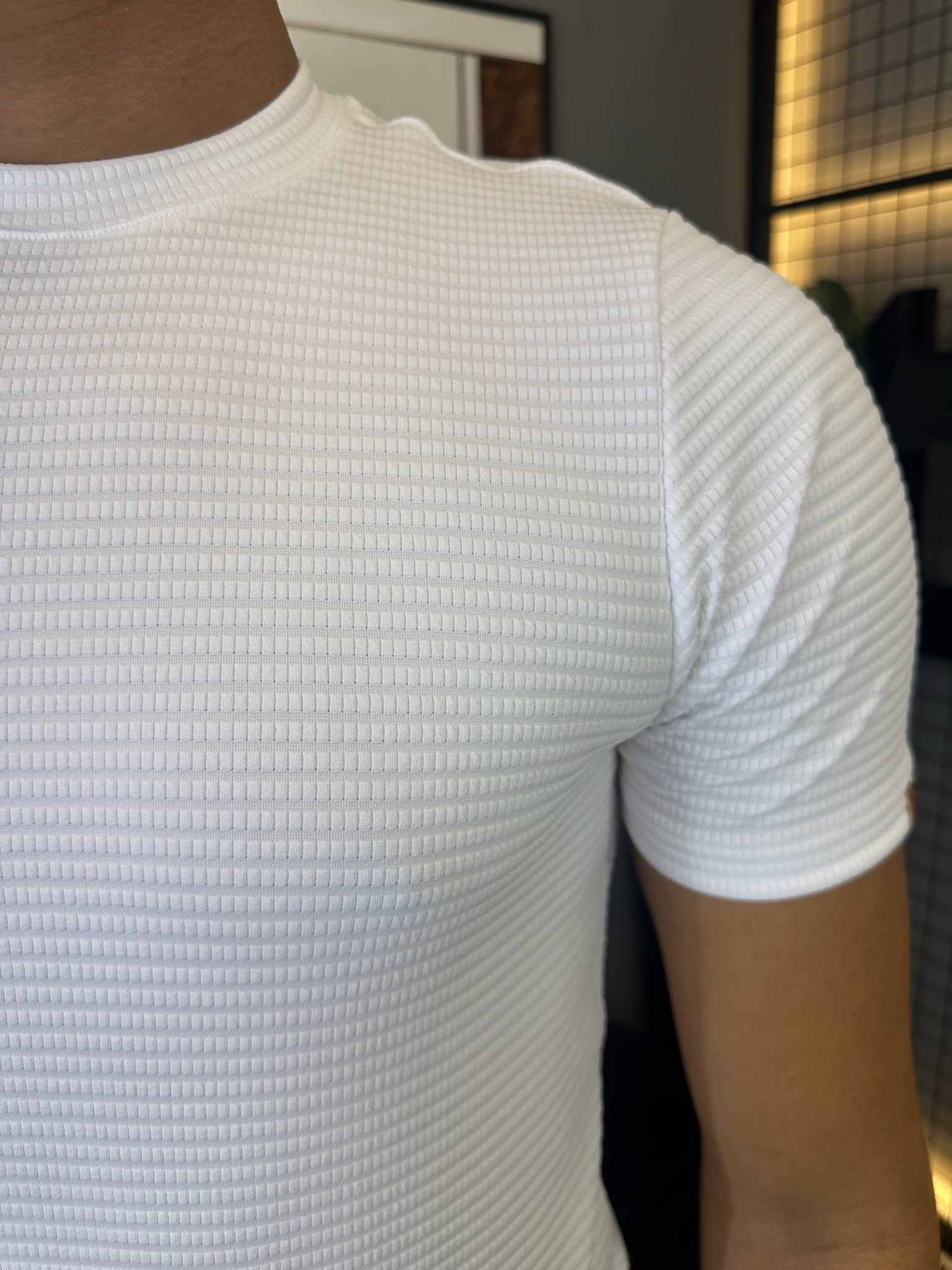 Camiseta Texturizada Tijolinho - Branca