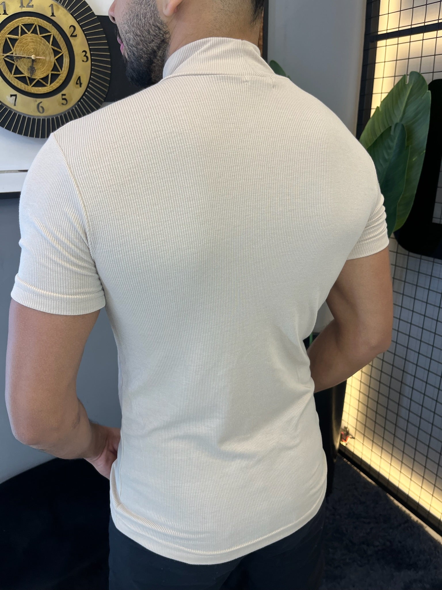 Camisa Ribana Gola Alta Manga Curta