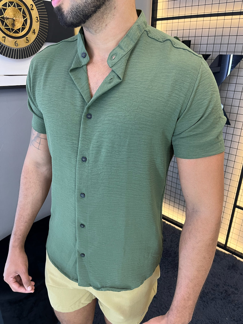 Camisa Gola Padre Dubai - Verde Militar